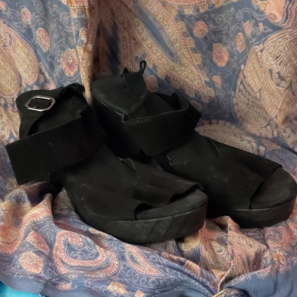 FP Wood Platform Sandals
